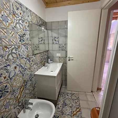 Angoletto Apartment *