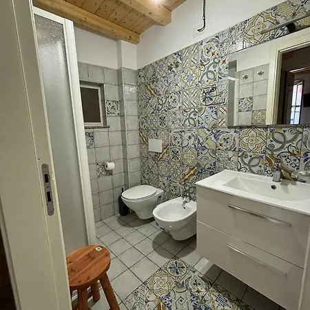 Angoletto Apartment *